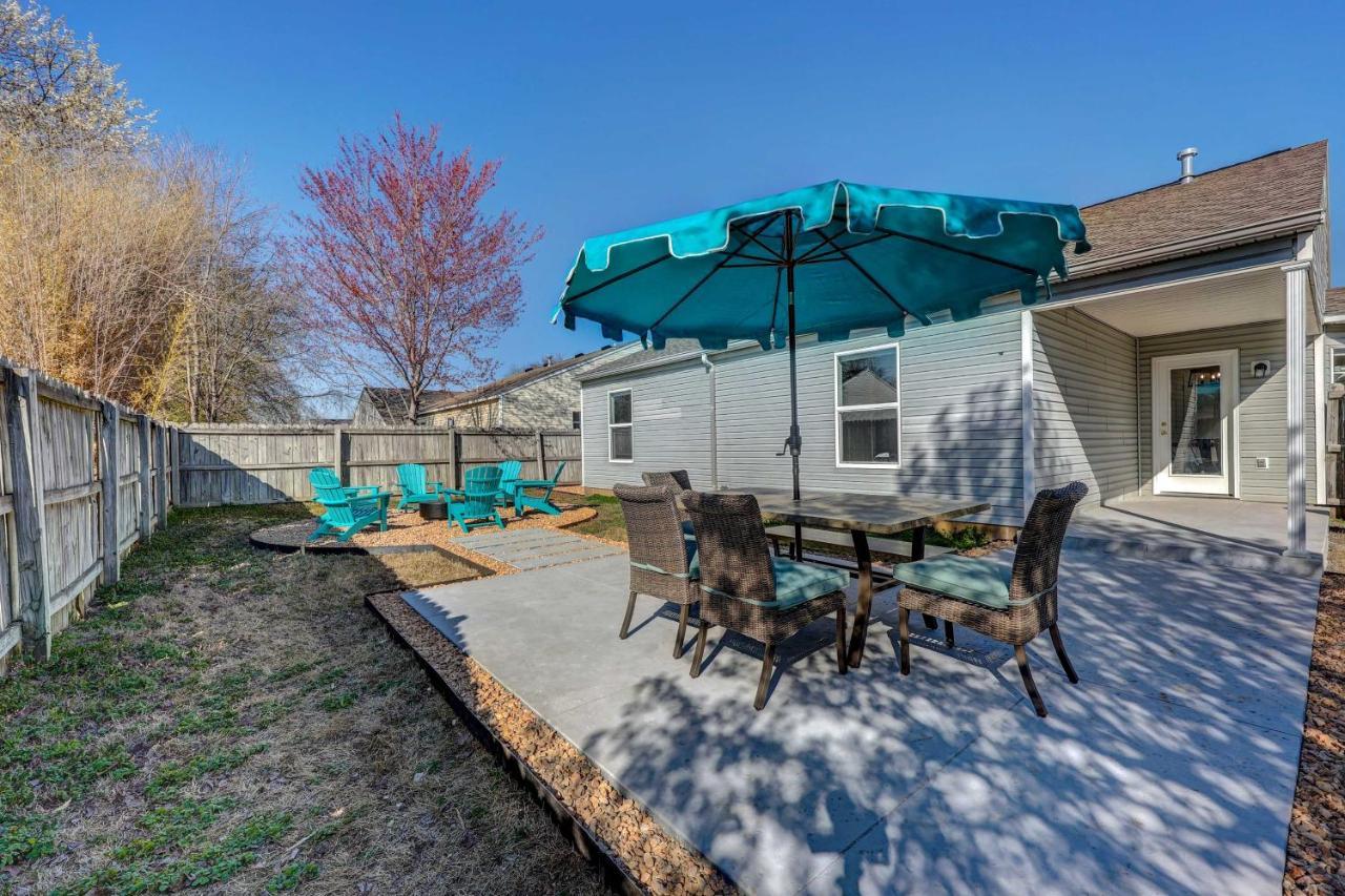 Chic Bentonville Home With Patio And Fire Pit! Exteriér fotografie